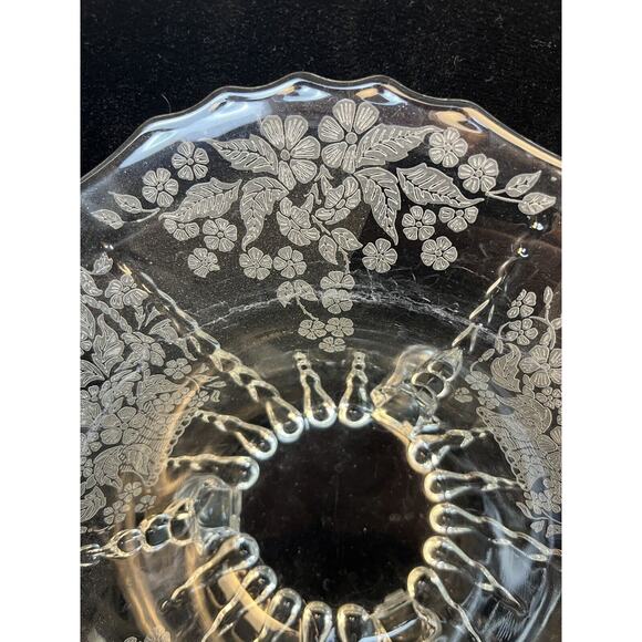 New Martinsville Flower Basket-Clear 11 Inch 3 Toed Footed Etched Crimped Bowl - Picture 4 of 6